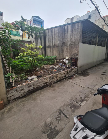 Bán Đất Lê Văn Hiến Ôtô Vòng Quanh, 50m2, Mt: 5m, 4.4 Tỷ. T.Phương: 0941111357