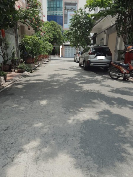 Bán nhanh nhà HXH Lãnh Binh Thăng Quận 11 5 tầng DT 5X10m giá tốt 6tỷ5 LH 0899306823