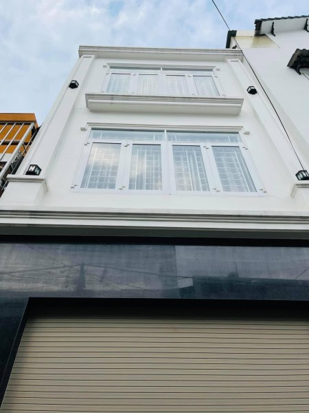 Bán nhanh nhà HXH Bùi Quang Là, P12 Gò vấp SD 110m2 4 tỷ 35 thương lượng.
