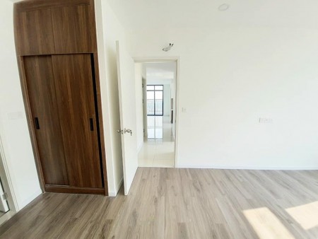 SUẤT BỘ CĐT TĂNG 7 CHỈ VÀNG CĂN 3PN 89m2 4,35 tỷ view Hồ Bơi,sổ hồng riêng, mới 100%, LH 0938839926
