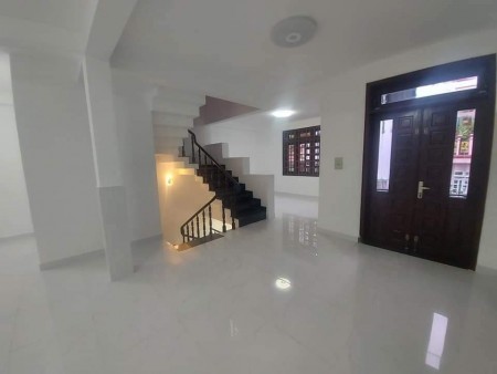 Biệt Thự DTSD 350 M Thiết kế tân thời Roma Âu Châu Q.Tân Bình