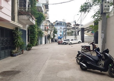 Bán Nhà Văn Hóa, Hà Đông, ô tô đỗ cửa, 50m2 x5T, giá 4 tỷ.