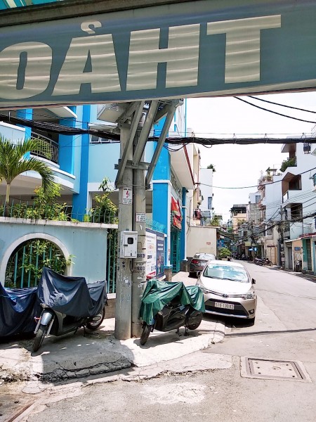 Cho thuê mặt bằng kinh doanh gần trường học và chợ