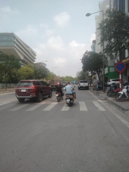 Bán Siêu phẩm nhà mặt phố ĐỖ ĐỨC DỤC, - View khách sạn JW. MARIOT