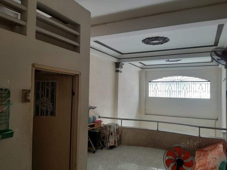 Bán Nhà Quận 11 hẽm xe tải thông sạch đẹp dân trí cao Gía 8.3 Tỷ