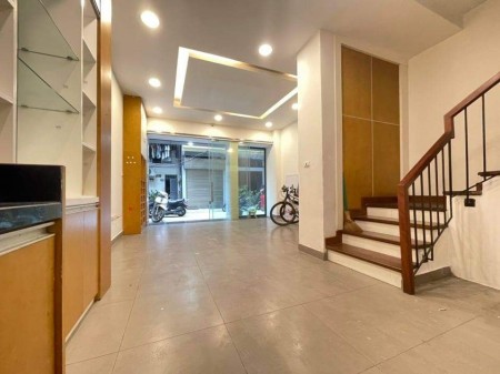 Bán Nhà Thái Hà, 45m2, 5T, MT5m, 8.35 Tỷ, Lô Góc, Ô Tô Đỗ, Siêu Hiếm