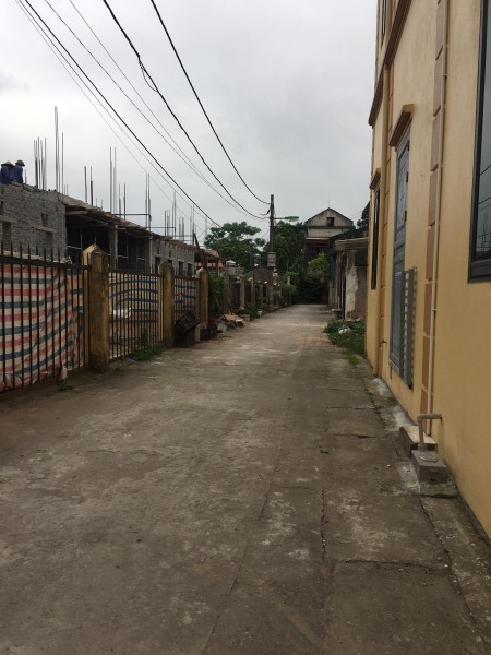 Bán 30m2 đất Yên Mỹ, Thanh Trì giá 1.2 tỷ, ngõ thông ô tô 4 chỗ qua nhà