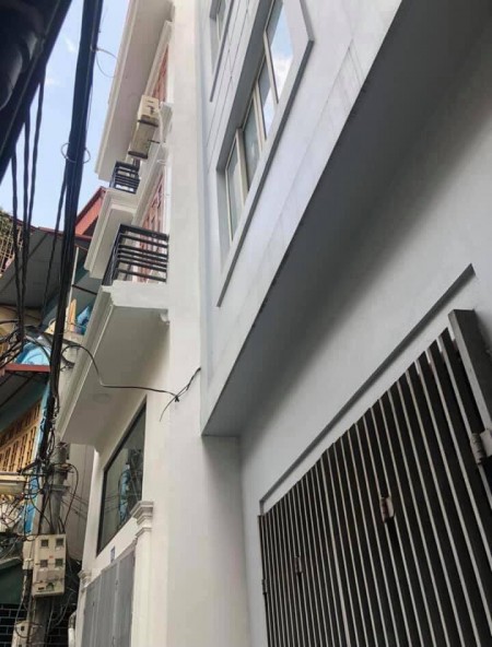 Bán Nhà Hào Nam, Lô Góc, 34m2* 5 Tầng, Mặt Ngõ, Giá Nhỉnh 4 tỷ