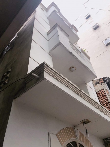 nhà đẹp sổ vuông một bước ra phan đăng lưu phú nhuận