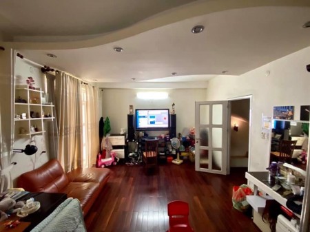 Bán Nhà Tân Bình 48m2 4 tầng Giá 10,5 tỷ Thông ra Trường Chinh+Cộng Hòa