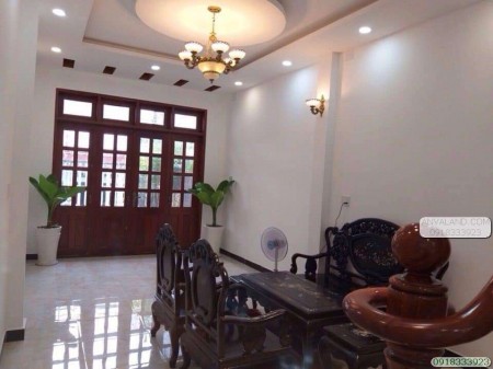 Kẹt vốn Bán Nhà 32/8C Ông Ích Khiêm, Phường 13, Quận 11, nhà đẹp 4PN, 4WC, 3 Tầng, giá 3 tỷ 9