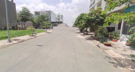 Bán gấp 5 lô MT đường Giang Văn Minh, An Phú, Q2, DT 95m2, Giá 3 tỷ 5, sổ riêng cạnh công viên XDTD