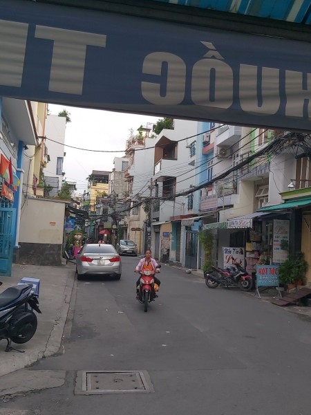 Cho thuê mặt bằng kinh doanh hoặc sang tiệm tóc ngay chợ