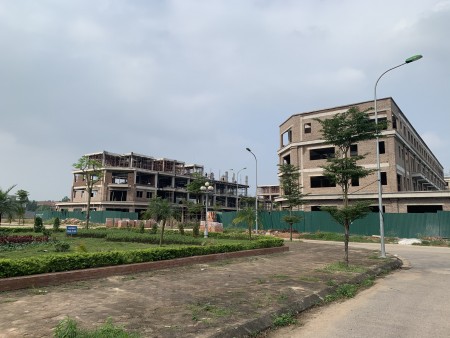 CHÍNH CHỦ BÁN LÔ GÓC 182M2 - NHÌN TRỰC TIẾP RA VƯỜN HOA TRUNG TÂM KĐT MỚI XUÂN HOÀ