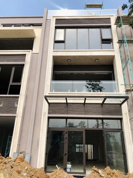 Thanh toán 25% sở hữu ngay Nhà Phố Xây Sẵn 4ty5 Tặng 1,5 lượng vàng(90tr) ân hạn nợ gốc 2 năm