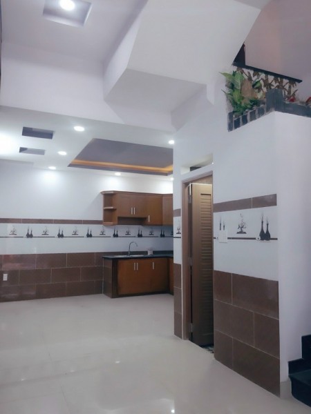 Bán nhà 168/ Lê Trọng Tấn 4x14m 1 lầu đẹp như hoa hậu