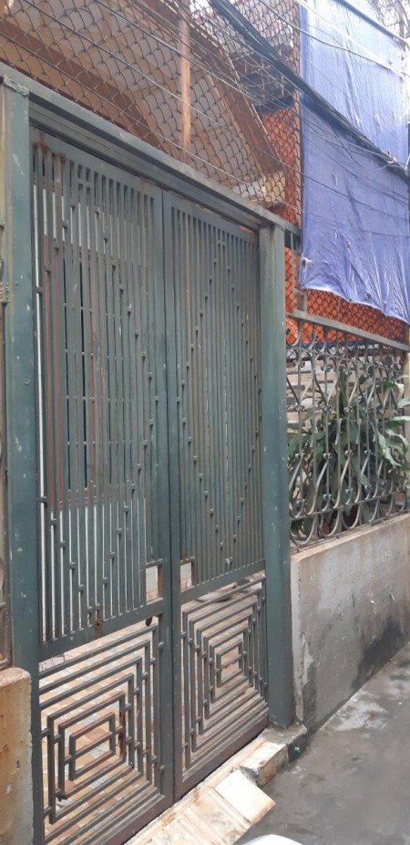 Cần bán gấp nhà 3 tầng độc lập tại phố Hàng Kênh