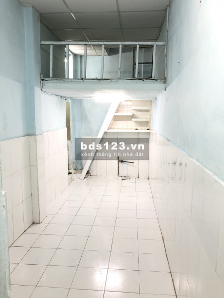 Cho Thuê Nhà cấp 4 cho Thuê Nguyên Căn Quận 1 3tr5