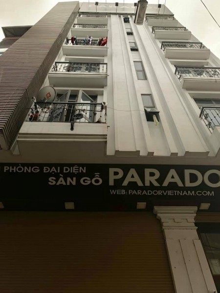 Nguyễn Khang , 55m2 , 3 bước ra Mp lớn , gara 2 oto , nội thất 5 sao chỉ 10.2 tỷ