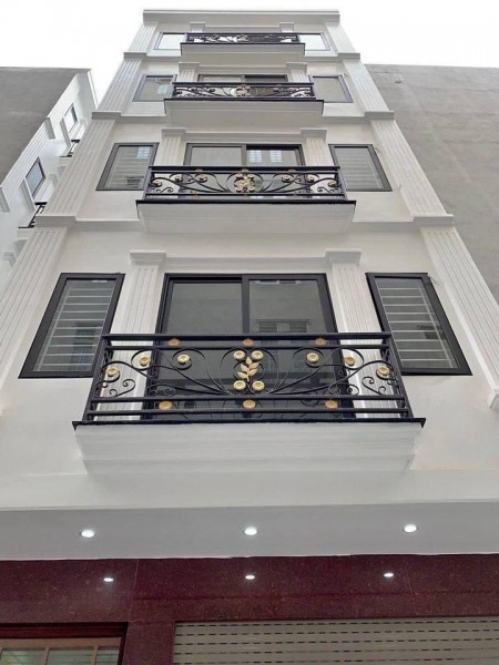 Nhà riêng Khâm Thiên 5 tầng góc 2 mặt thoáng giá 3.55 tỷ