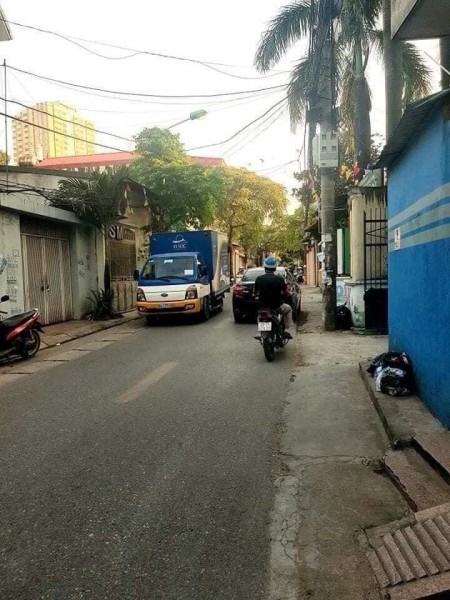 Bán nhà Phúc Diễn, Ô tô vào nhà, kinh doanh, 44m2 x 4 tầng