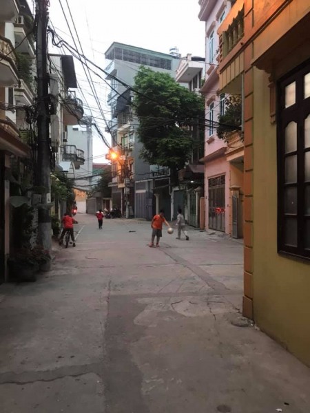 Bán nhà Định Công Thượng, 38M2 x 5 tầng x Siêu thoáng, Ngõ 2 ô tô tránh, Dừng đỗ ngày đêm. LH: 0964657169.