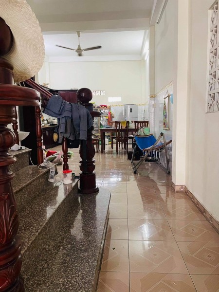Bán nhà Gò Vấp ngang 4,5m xây dựng chắc chắn, giá rẻ 4,5 tỷ hẻm ô tô vào trước nhà