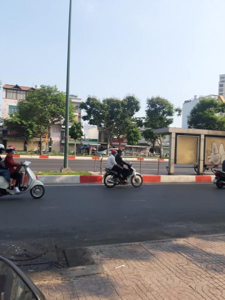 (Gò Vấp)Nhà 2 mặt hẻm bán gấp,hxh,Phạm Văn Đồng,80m2,8tỷ.