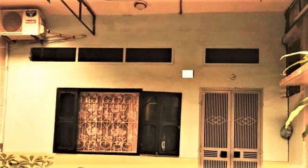 Nhỉnh 3 tỷ có nhà 42m2 Phan Đình Giót, xe tải đỗ ngõ, kho bãi, yên tĩnh