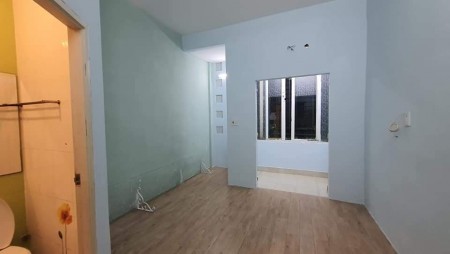 Cần bán nhà Cmt8, Tân Bình hẻm kinh doanh sát mặt tiền giá 6.1 tỷ