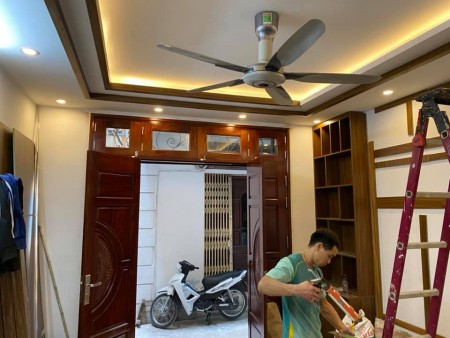 BÁN NHÀ LÒ ĐÚC, HAI BÀ TRƯNG: 32m2, 5 tầng, MẶT TIỀN 3.8M GIÁ 4.45 TỶ.
