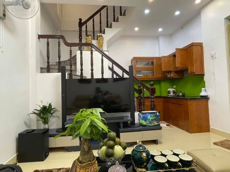 Bán nhà TẶNG NỘI THẤT 5* Khương Trung, Thanh Xuân, 28m2, Chỉ 2.6 tỷ.