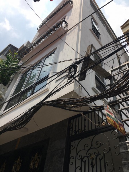 Cần bán trương Định dt 40m2 giá 10 tỉ