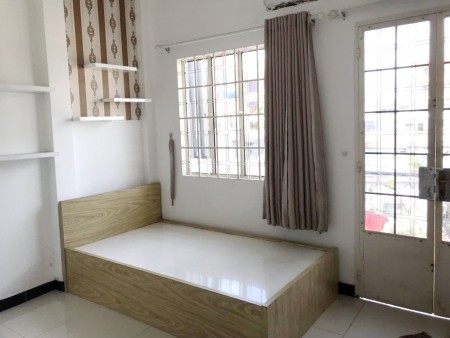 Cho thuê nhà nguyên căn HXH đường Âu Dương Lân P3Q8