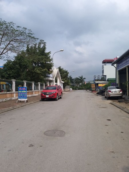 Cần bán gấp đất KĐT 31Ha Trâu Quỳ Gia Lâm diện tích 136m2. LH 0983253436