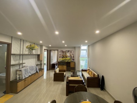 Bán căn hộ cao cấp The Link Ciputra view sân golf, 114m2 với 3 ngủ full nội thất sang trọng.