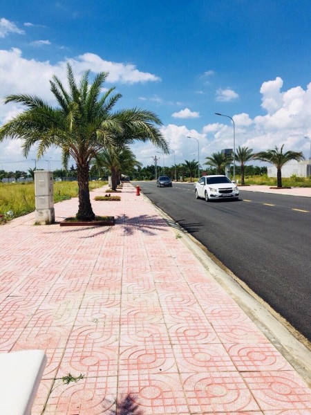 Cần bán gấp lô đất MT trường lưu,p Long Trường.q9.giá 3tỷ4 100m2