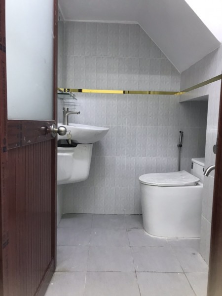 Bán Gấp Nhà Hẻm 182 Chiến Lược P.BTĐ Quận Bình Tân, Giá 3,2 Tỷ TL