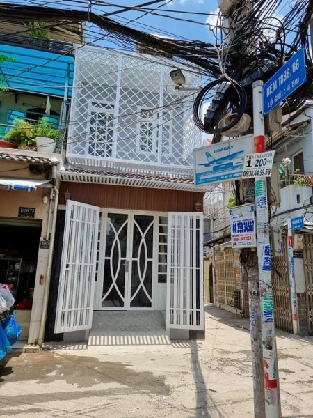 Bán nhà Sổ hồng riêng mặt tiền hẻm 1886/75 Huỳnh Tấn Phát hẻm xe hơi .