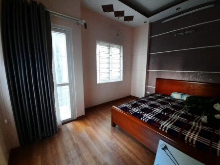 Cần bán gấp nhà Đầu ngõ Xuân Đỉnh giá 4,4 tỷ, 55m2, MT 8m