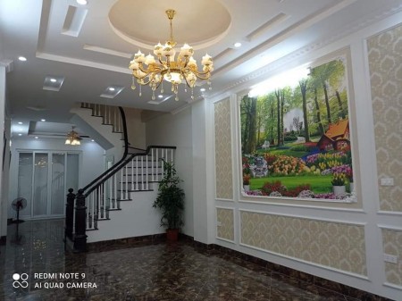 NHÀ MỚI ĐEP THẠCH BÀN - LONG BIÊN - GẦN AOEN
