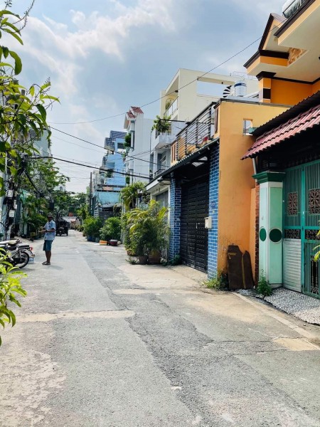 BÁN NHÀ, HXT Đ.Nguyễn Trung Trực, P.5 Quận Bình Thạnh, dt 78m2, lh 0703625161