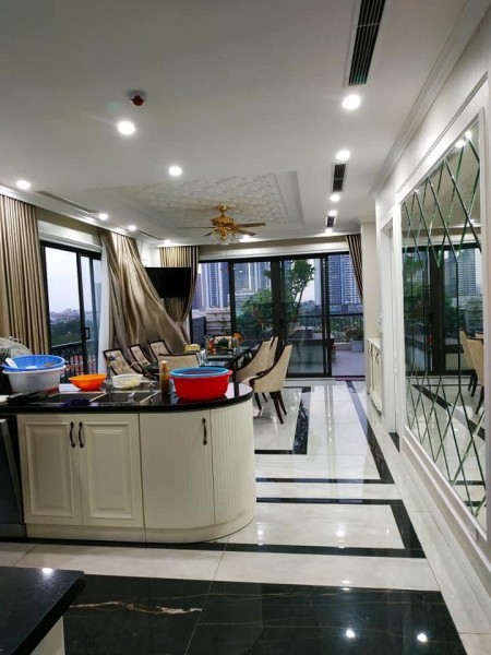 Bán khách sạn Hàng Bông 50m2 x 8 tầng, Kinh doanh đỉnh, thang máy, tặng nội thất