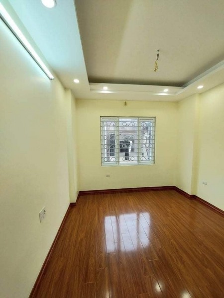 NHÀ PHỐ CHÙA BỘC ĐỐNG ĐA THIÊN ĐƯỜNG THỜI TRANG GIÁ CỰC IU