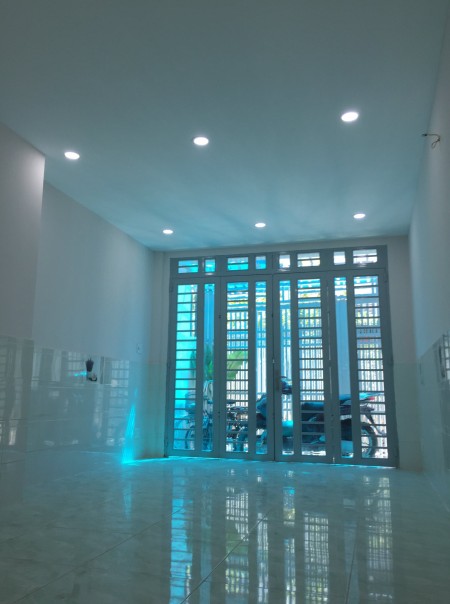 Cho thuê MB Tân Bình P4 ngay sân bay hẻm xe tải 8m 45m2