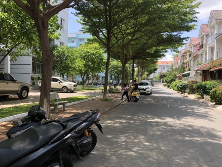Cho thuê Nhà HXH đường Phan Văn Trị 8x16m Trệt 2L: Giá 25tr, phù hợp VPCT, SPA