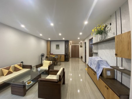 Bán căn hộ đủ đồ 114m2, 3PN tòa L4 Ciputra, view sân golf giá 6 tỷ. LH 0966286718 Ms Lý