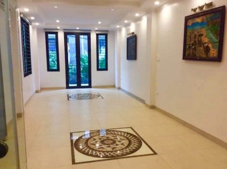 Bán nhà CMT8-Q.10, 45m2, Giá cực tốt. Chỉ 3 tỷ x