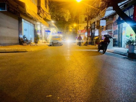 Phố Vip Trần Quang Diệu (49M2) x 8 tầng Thang Máy, Ô tô Tránh, Kinh Doanh, Gara ô tô.