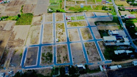 Đất mặt tiền quốc lộ 50 có sổ riêng từng nền